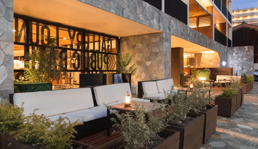 Open Terrace