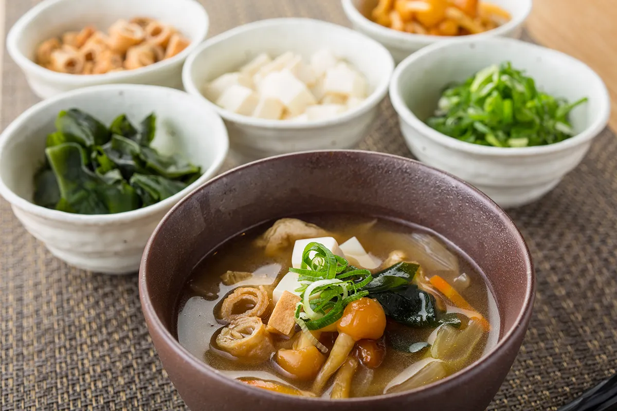 味噌汁と副菜