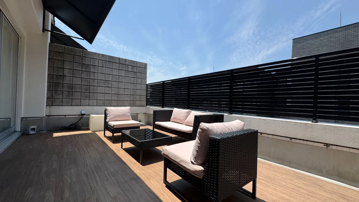 Roof Twin